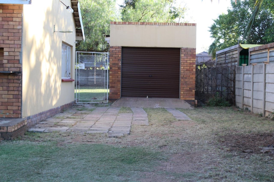 3 Bedroom Property for Sale in La Hoff North West